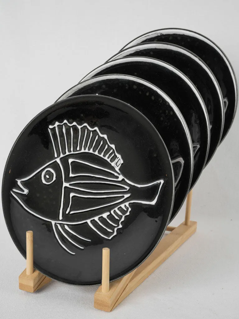 5 vintage black and white fish plates 8¼"