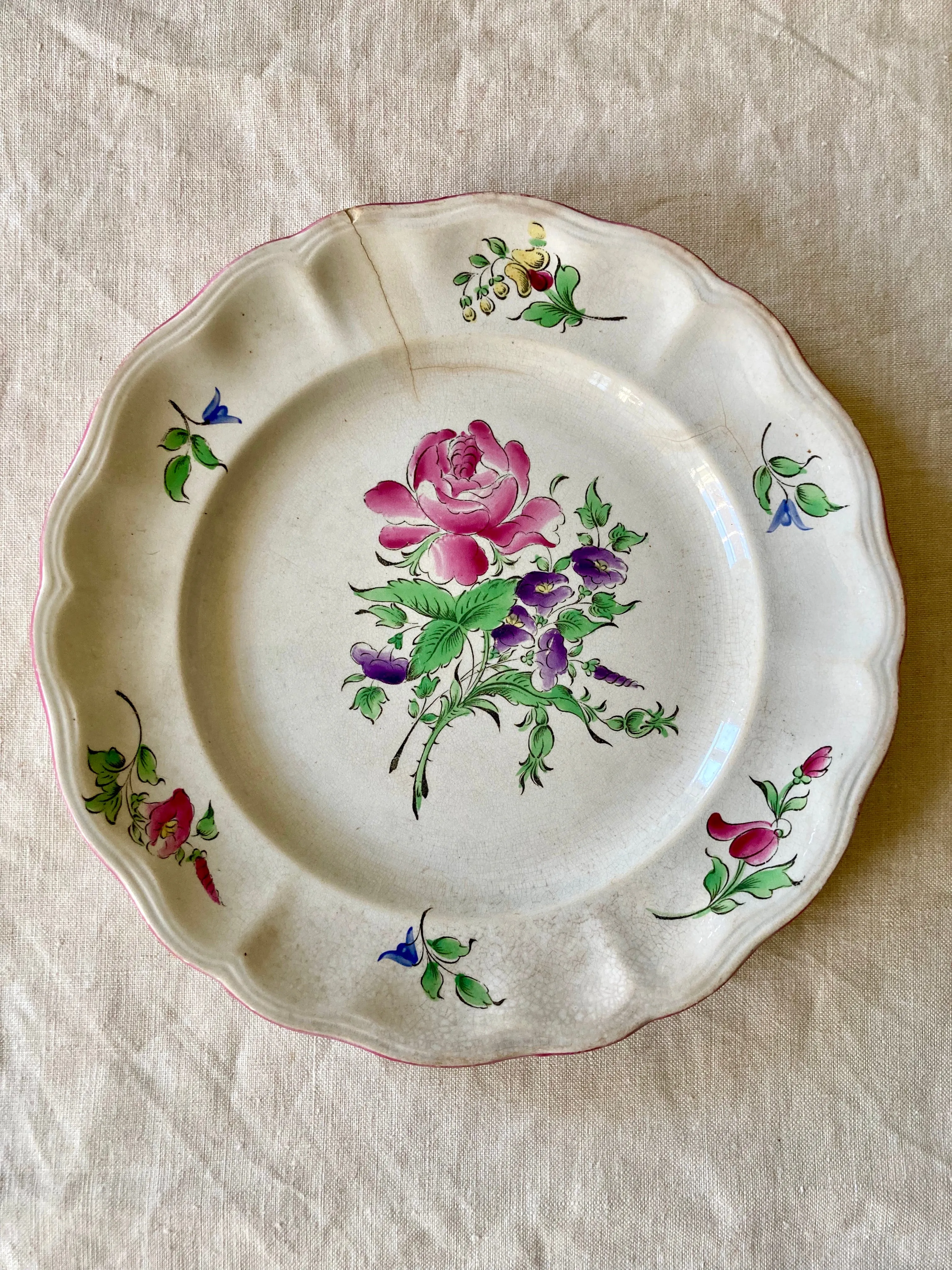 A set of 5 Luneville Faience dinner plates