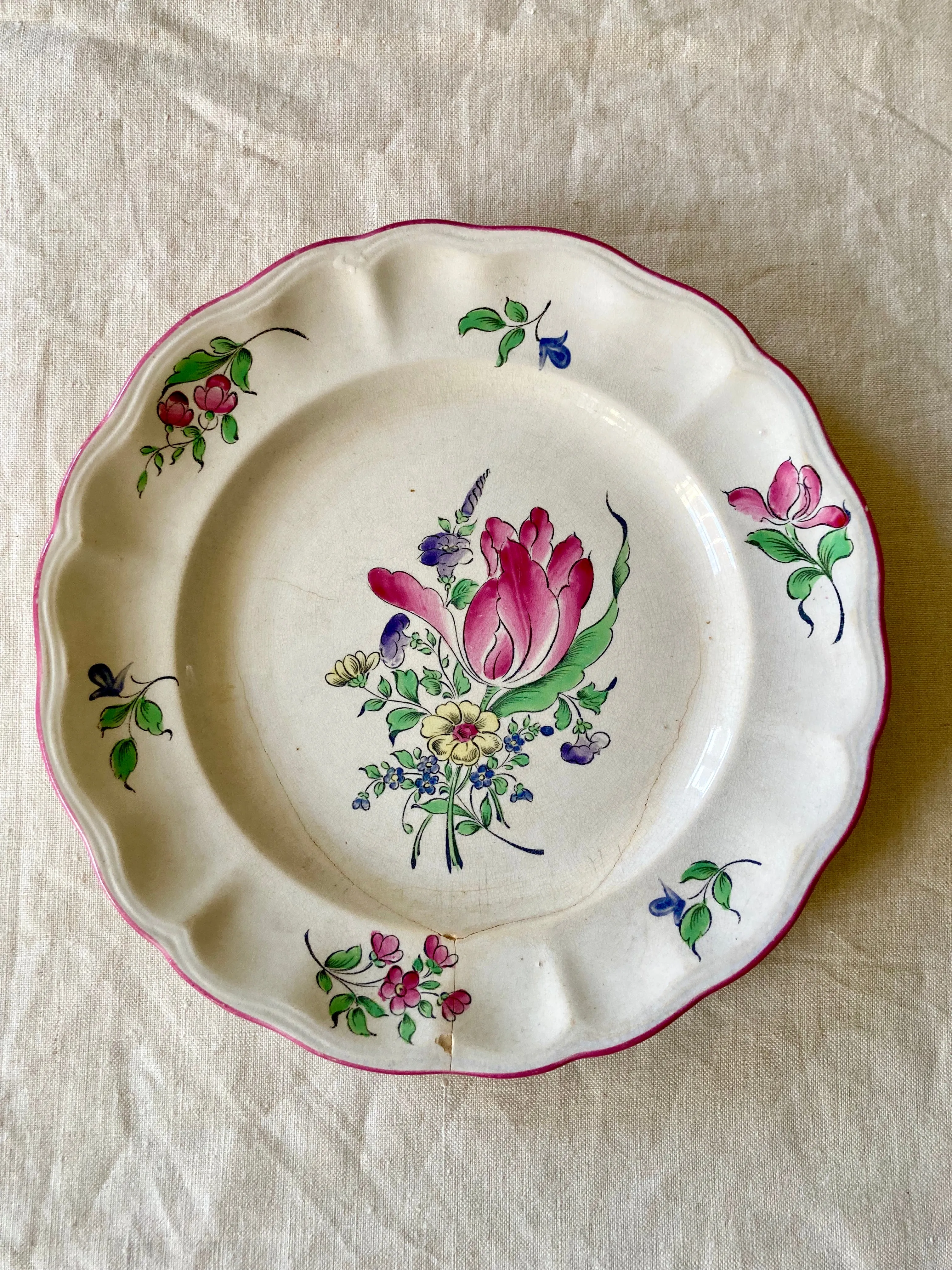 A set of 5 Luneville Faience dinner plates