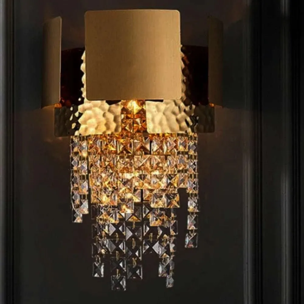 Crystal Glow Wall Lamp