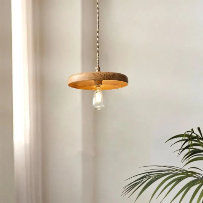 Konso Pendant Light