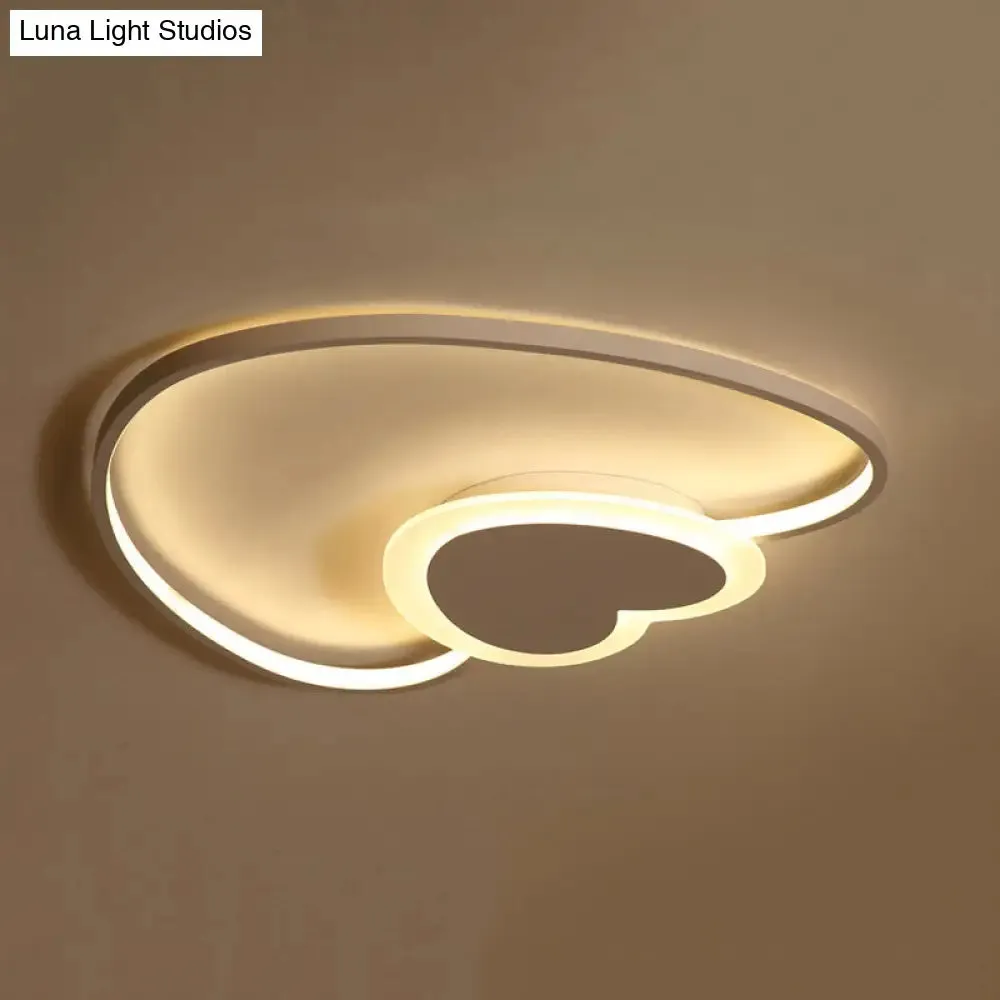 Stylish White Heart-Shaped Ceiling Lamp for Modern Dining Rooms