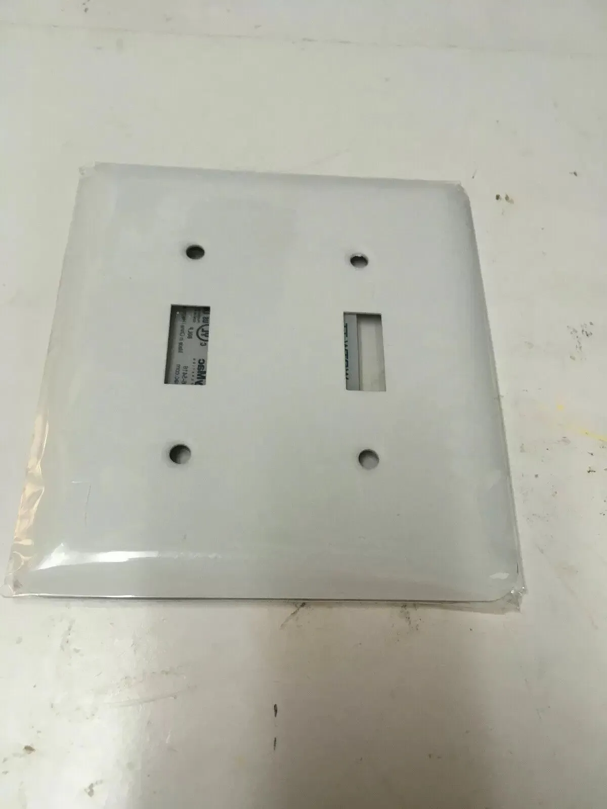 TayMac 364 849 Double Toggle Wall Plates Metal Jumbo White Smooth